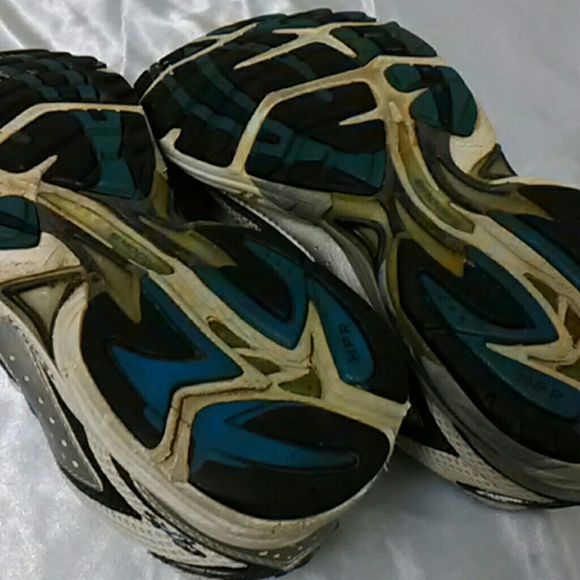 Shoes - Picture 7 of 7